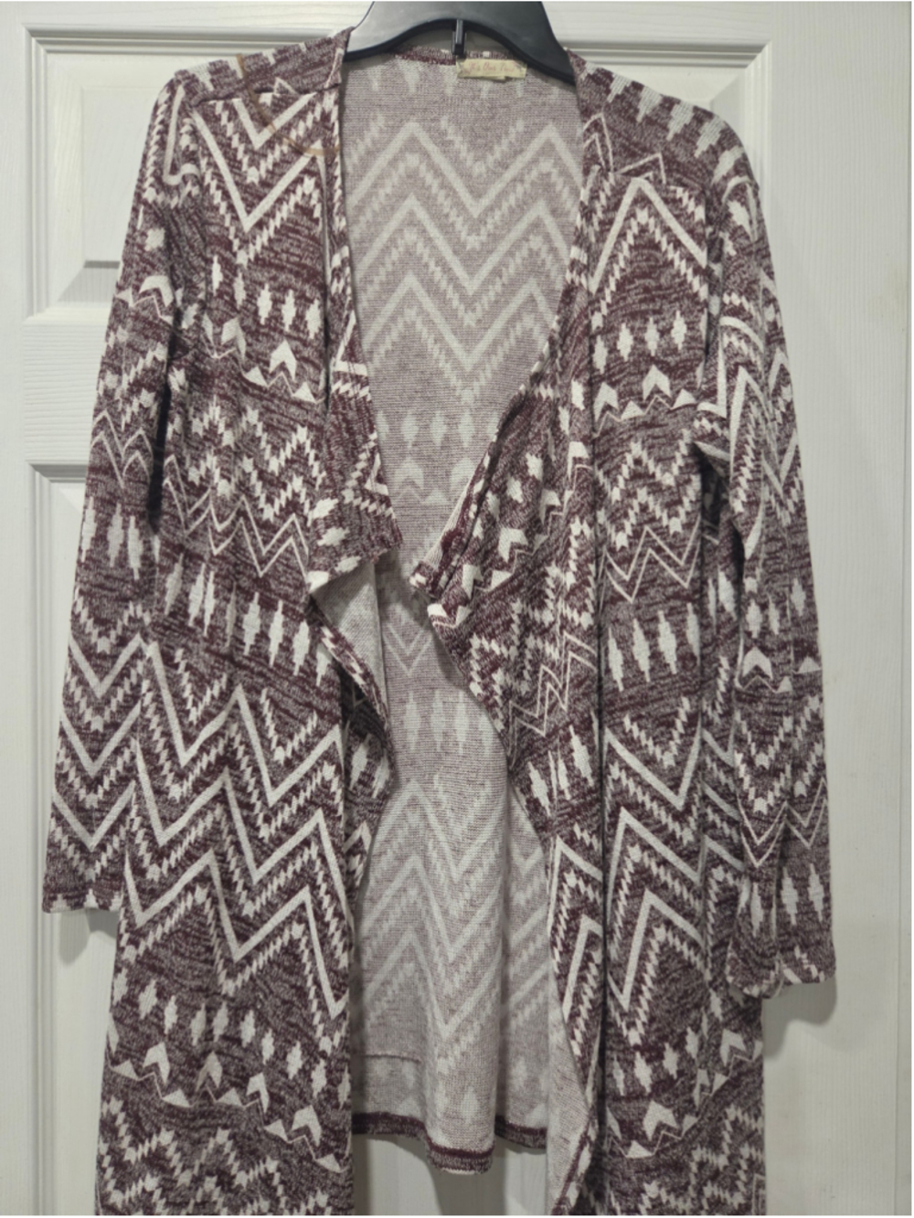Women's It's Our Time Cardigan XL Maroon White Geometric Print Sweater